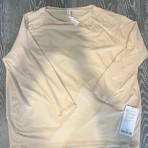 NWT Lululemon Back in Action Long Sleeve